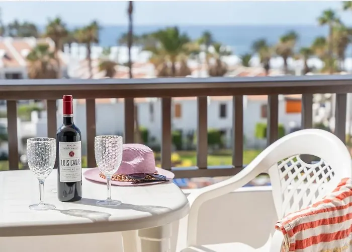 Santiago * Playa de las Américas